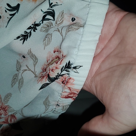 Torrid floral top - Picture 6 of 6